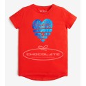Camiseta roja para niña con corazón azulón de Guess
