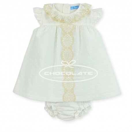 Jesusito para bebé niña en plumeti beig de Mac ilusión para ceremonia