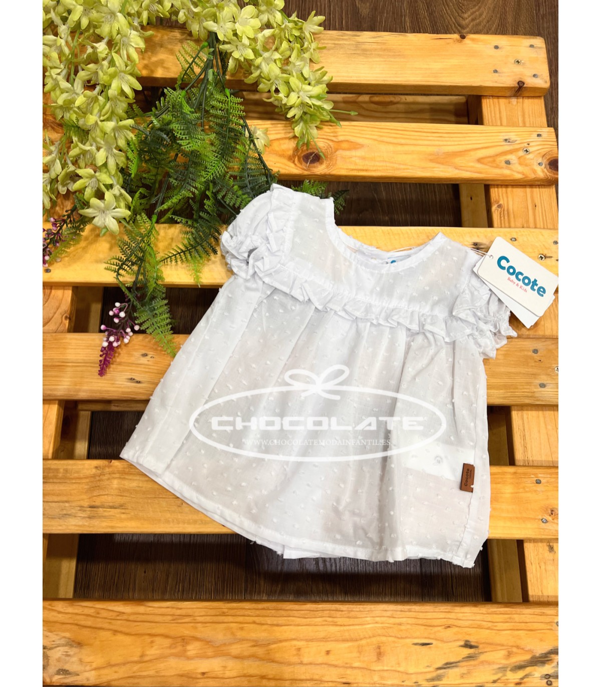 Camisa blanca de Cocote para niña | Camisa para niña en plumeti bla...