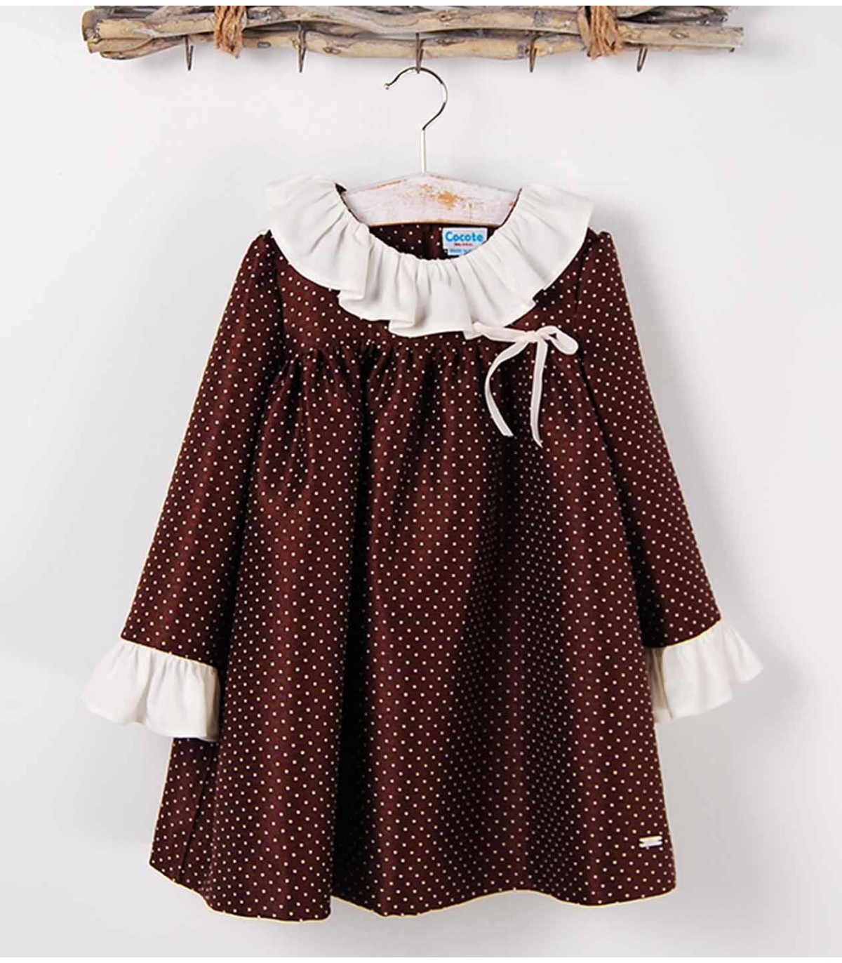 Vestido marrón topos