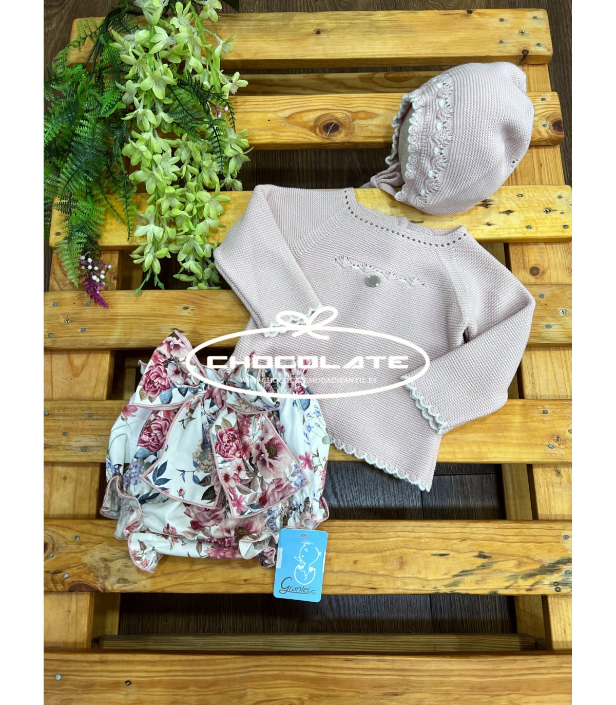 Conjunto para bebé niña de jubón y ranita flores de Granlei | Conju...