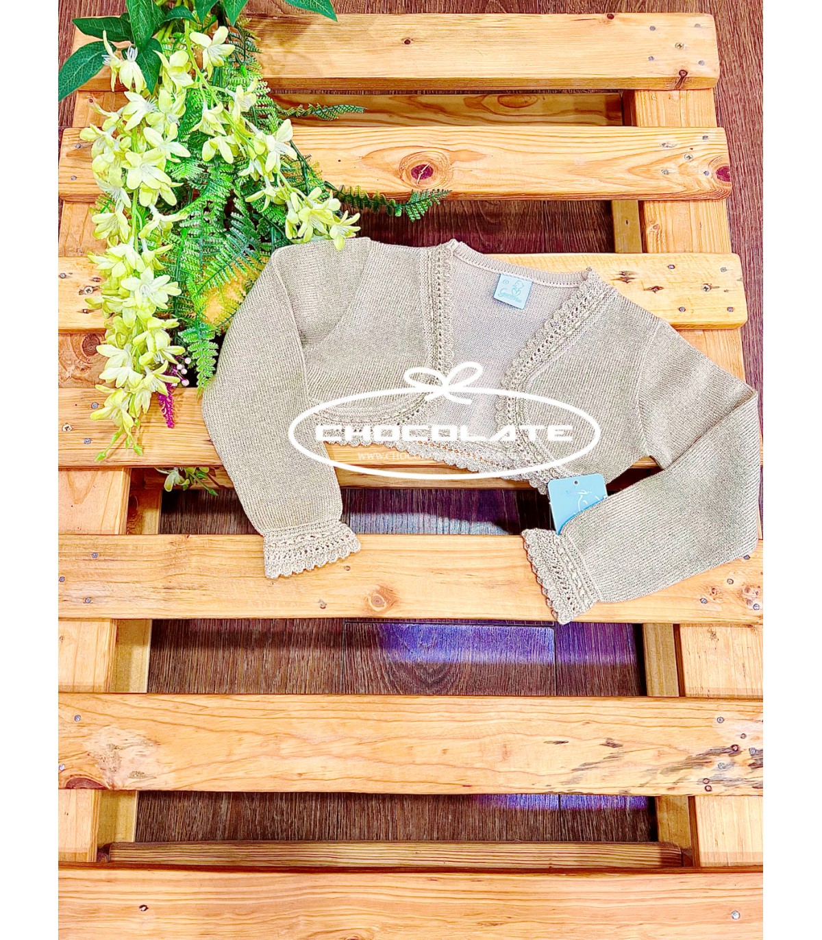 Chaqueta corta en lurex dorado para niña | Chaqueta niña dorada par...