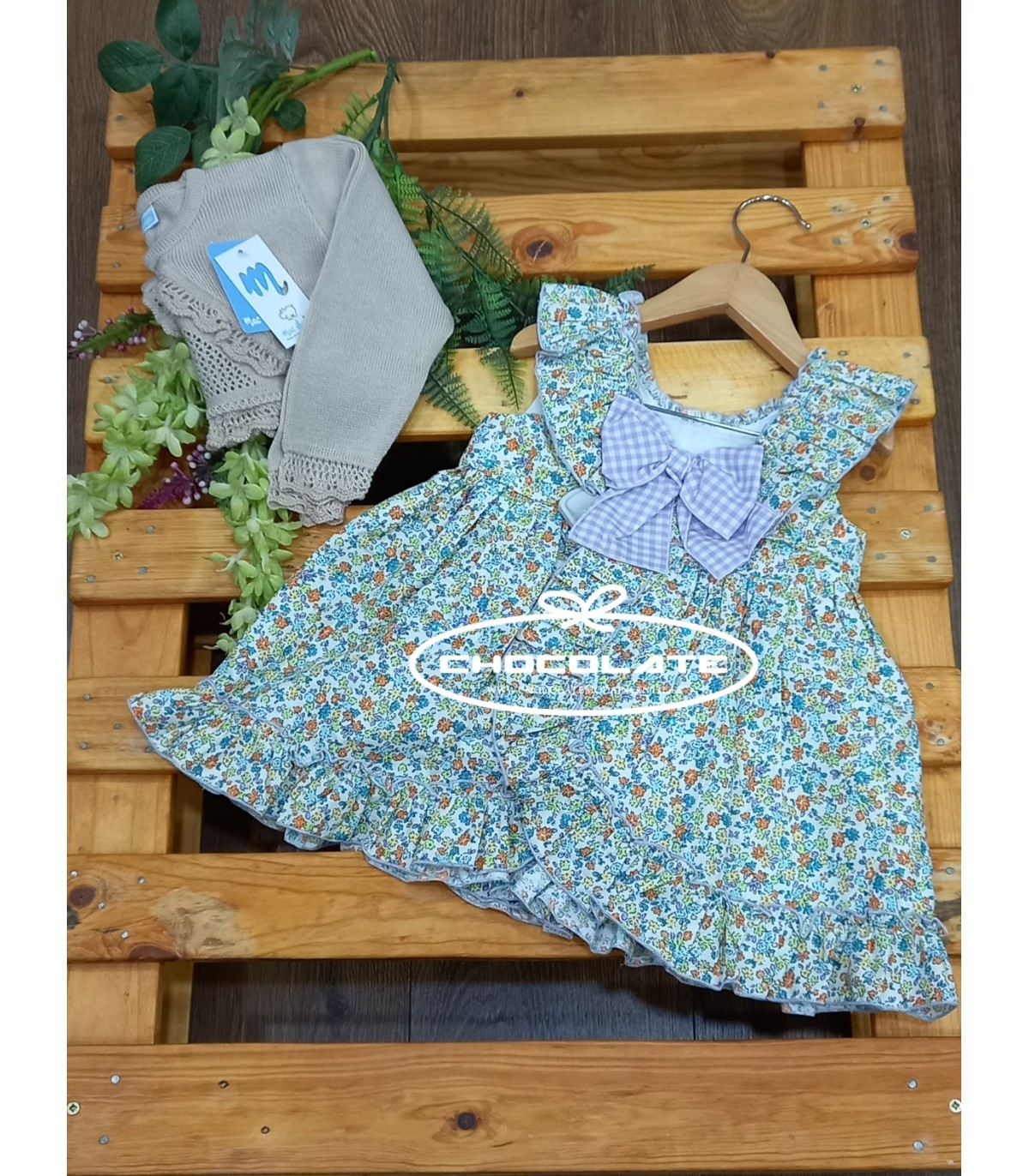 Jesusito niña en liberty malva de Pio Pio | Precioso jesusito para ...