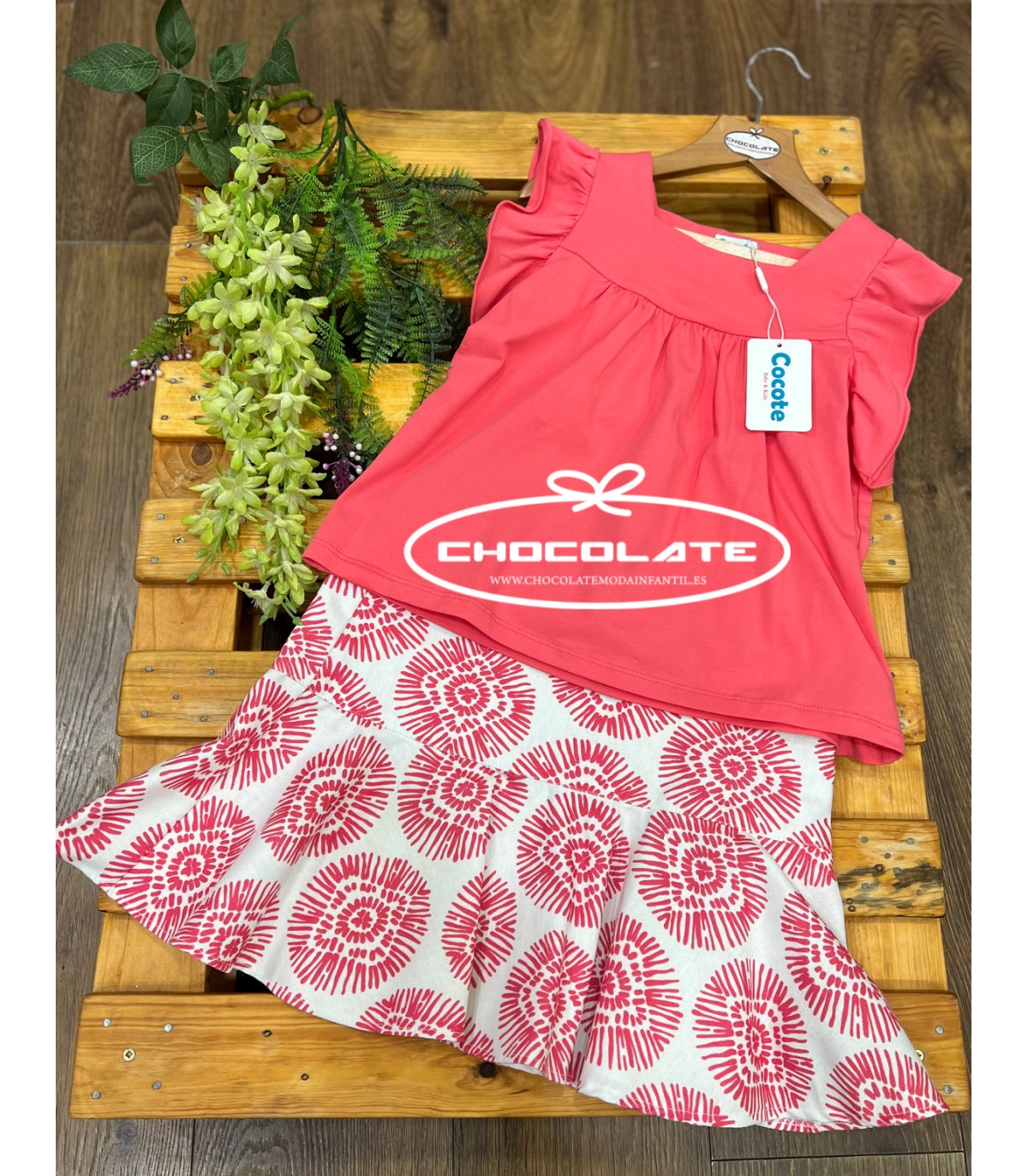 Conjunto para niña de camiseta y falda de Cocote | Conjunto para ni...
