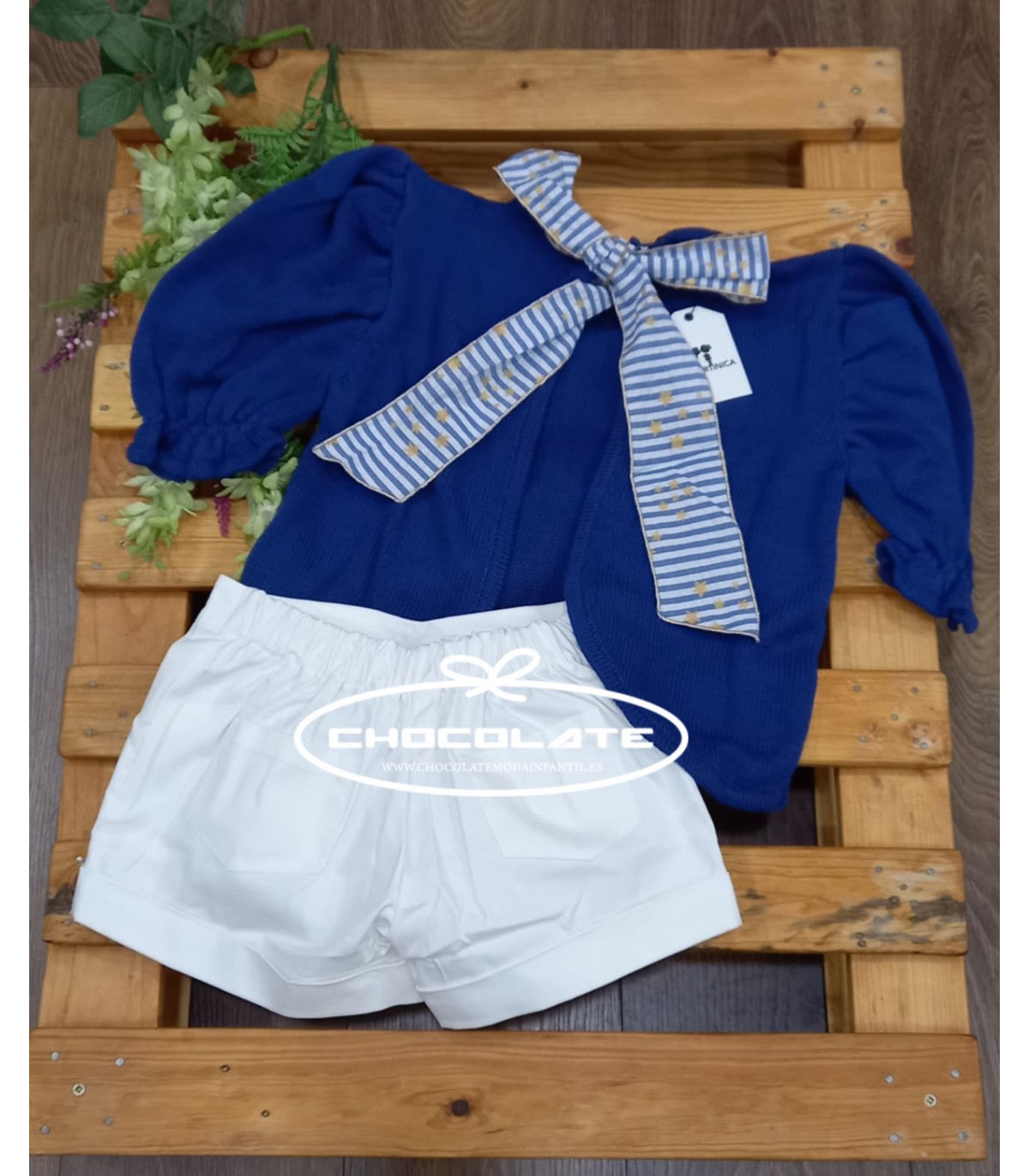 Short blanco y jersey azulón colección New York de La Martinica | P...