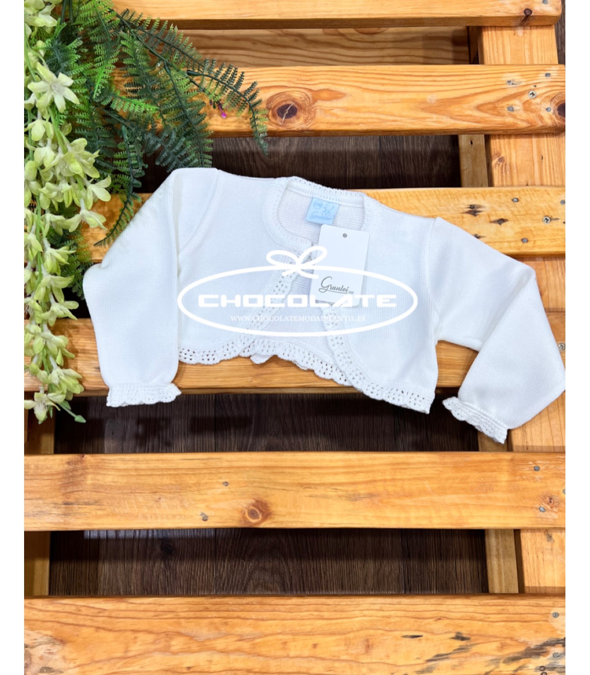 Chaqueta corta blanca para niña de la marca Granlei | Chaqueta cort...