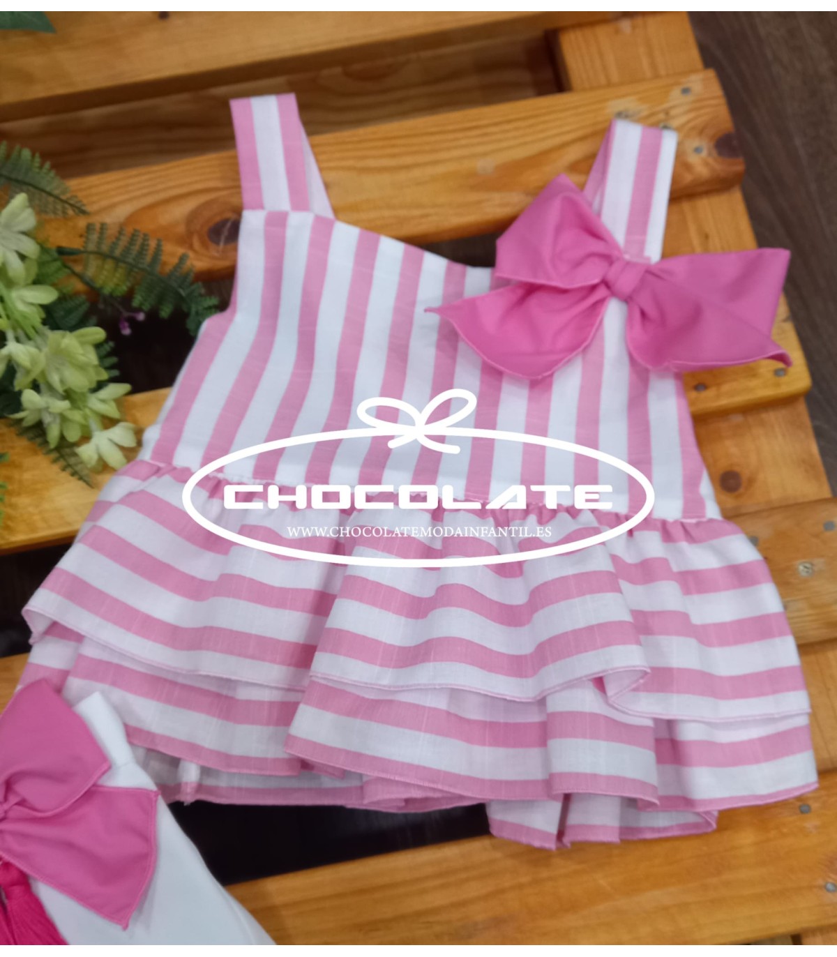 Short y blusón rayas blanco y rosa de Nini | Conjunto para niña de ...