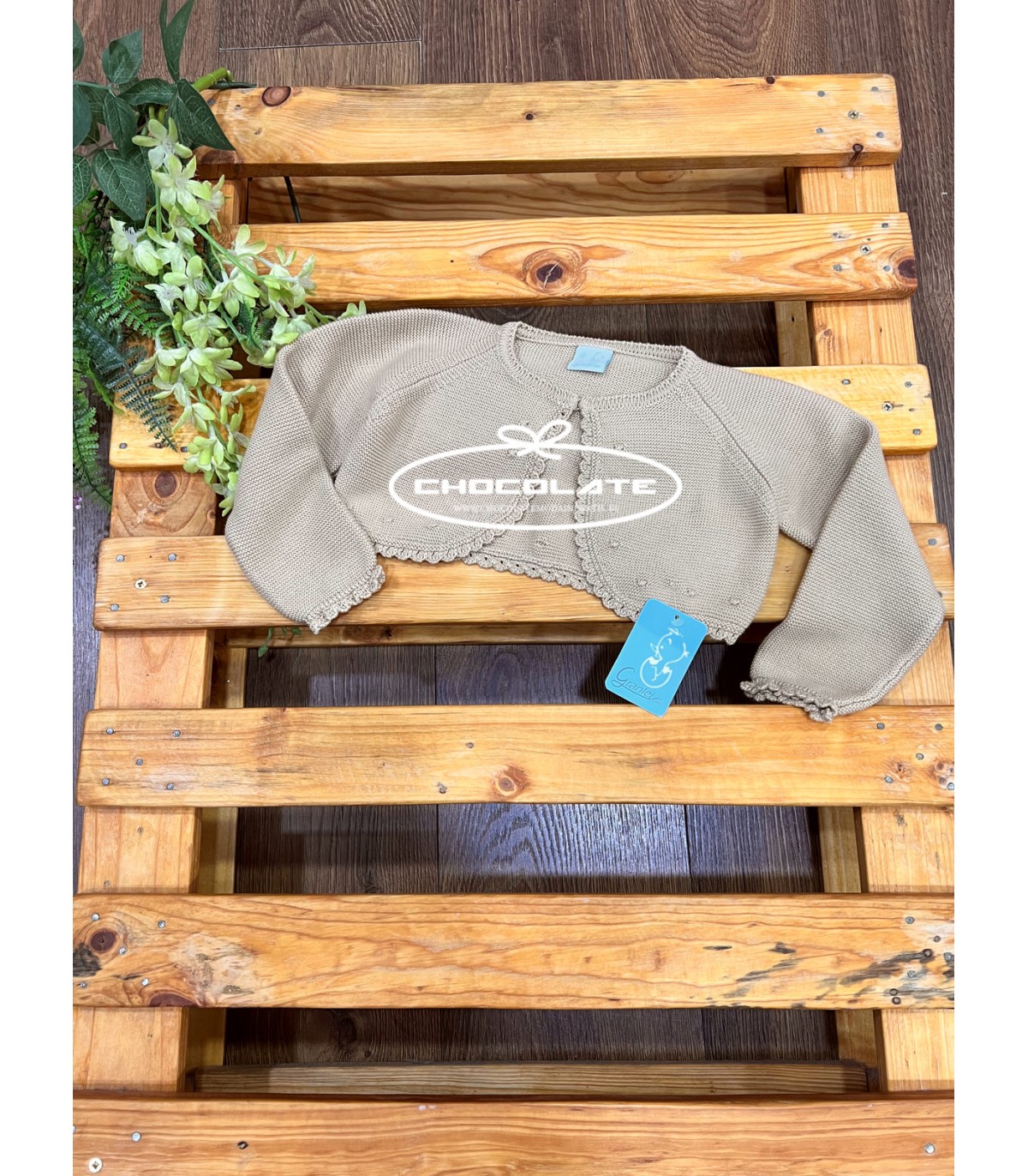 Chaqueta camel corta de Granlei para niña | Chaqueta corta camel de...