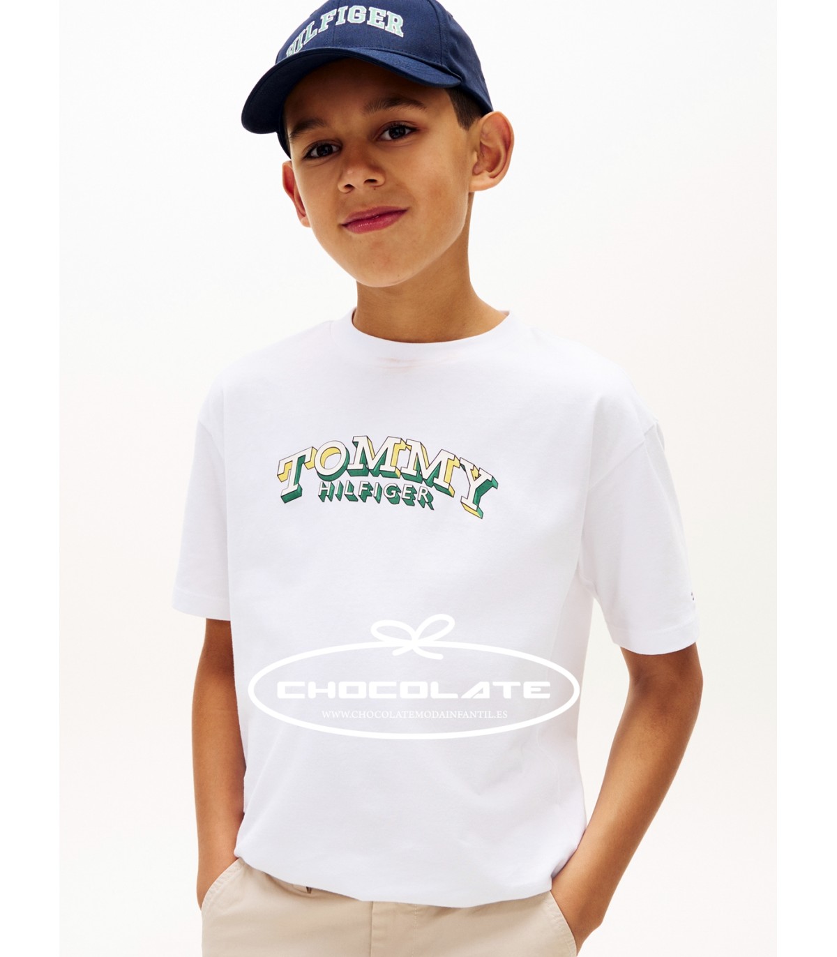Camiseta blanca niño logo verde y amarillo de Tommy Hilfiger | La c...
