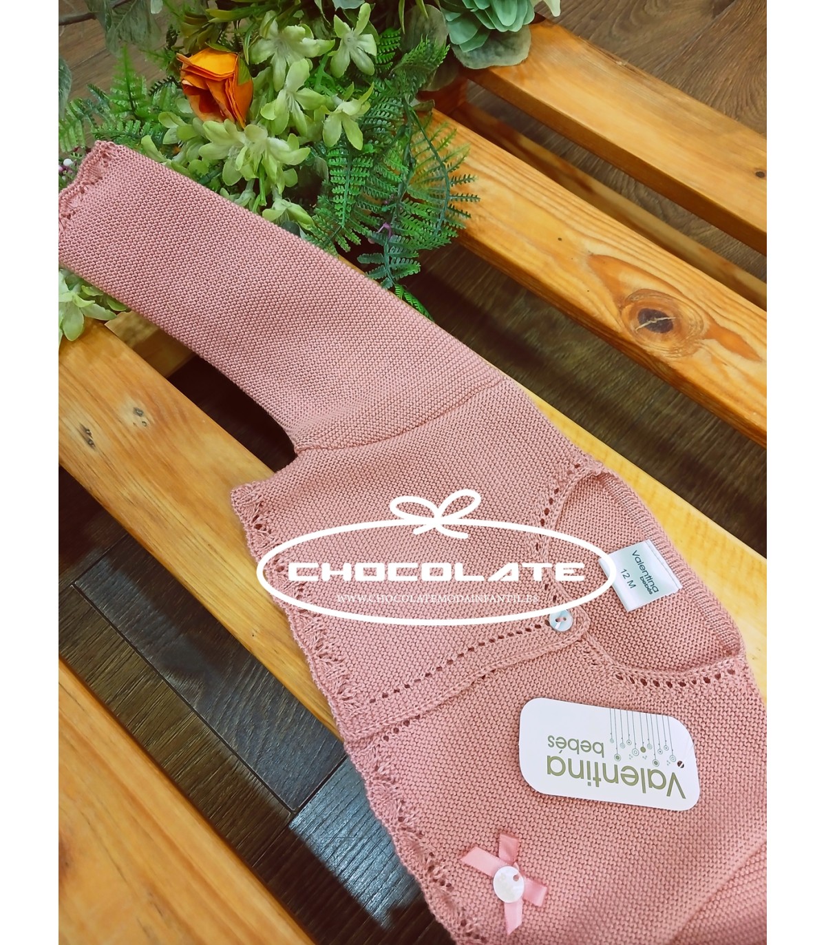 Chaqueta para niña en hilo rosa empolvado de Valentina bebés | Chaq...